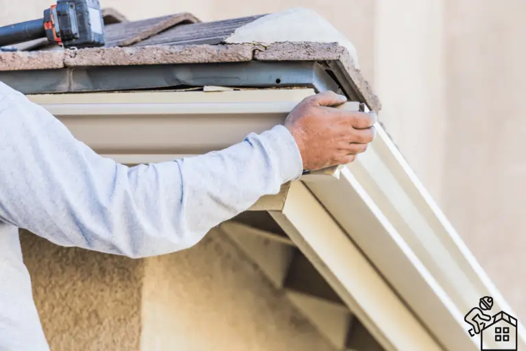 Seasonal Gutter Cleaning 